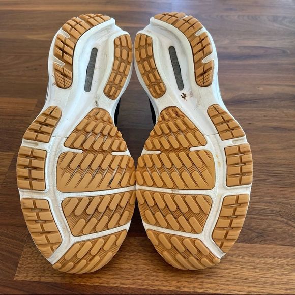 🍋 Mizuno • Men’s Wave Rider Running Shoes Size 9.5 - Picture 7 of 9